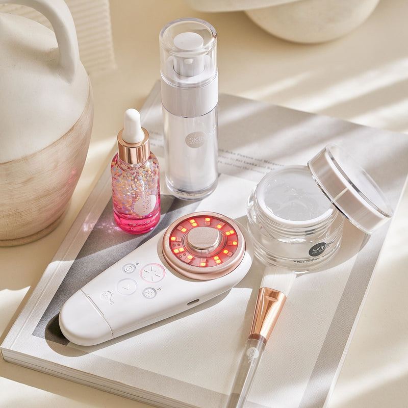 Tri-Light™ +SABI AI LED Facial Device | At-Home Detox Facial Set